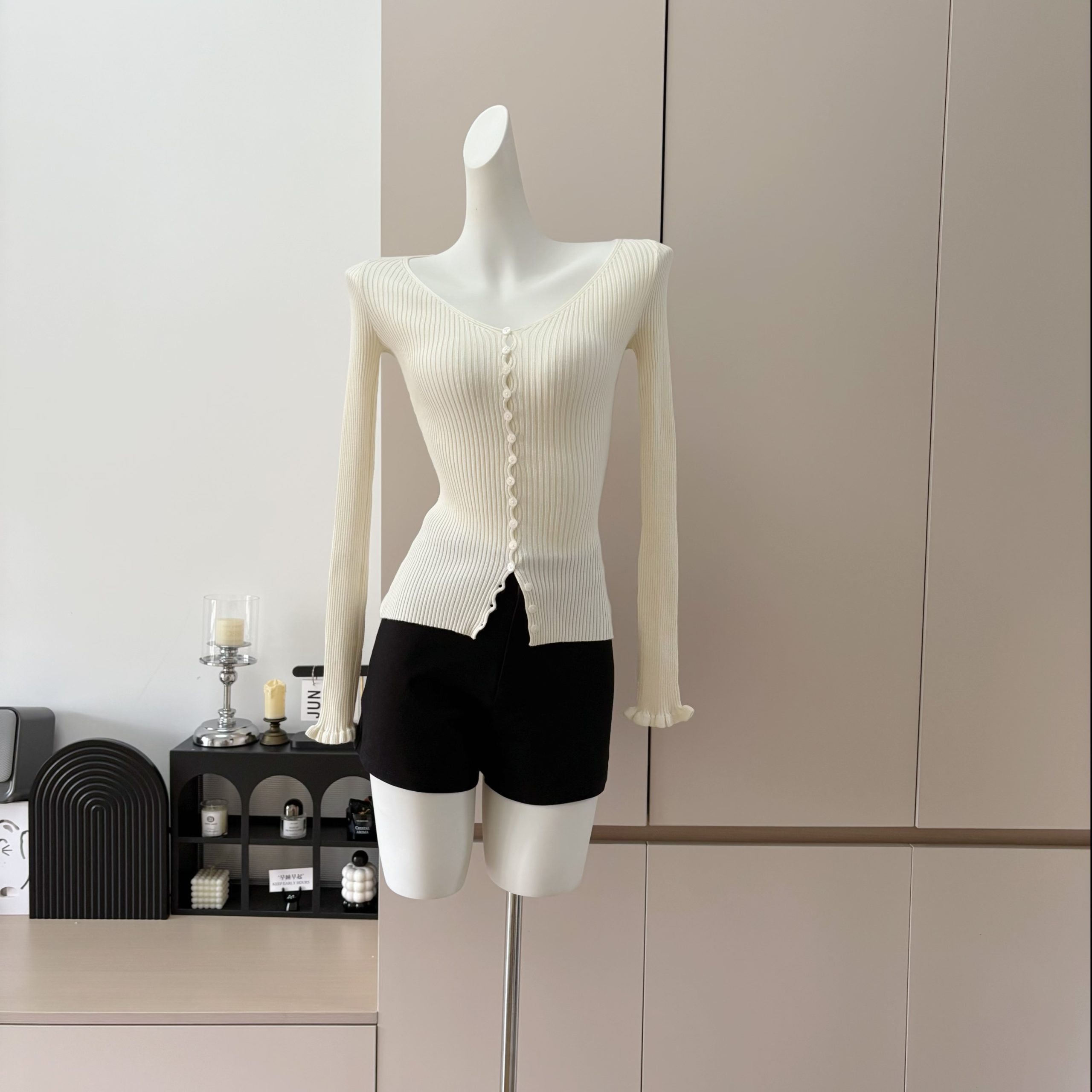 Women's Slim Fit Knit Long Sleeve Cardigan - Image 5